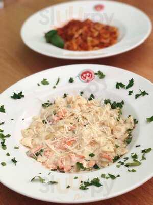 Paparazzi Pizza & Pasta Ristorante