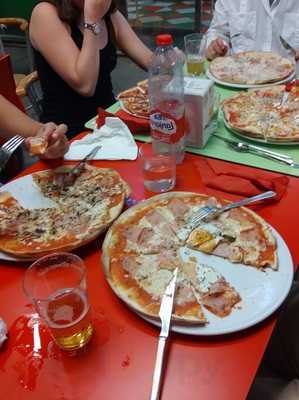 Paparazzi Pizza & Pasta Ristorante