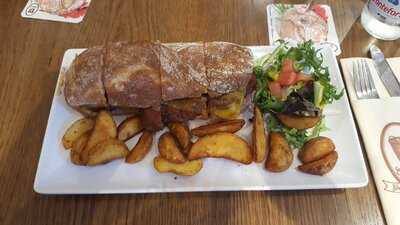 La Canasta Av. Aurora