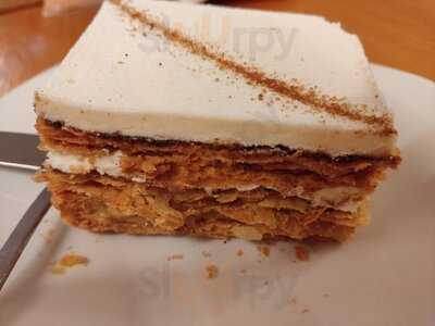 La Canasta Av. Aurora