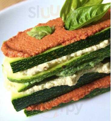 Completely Marbella Garden Cafe