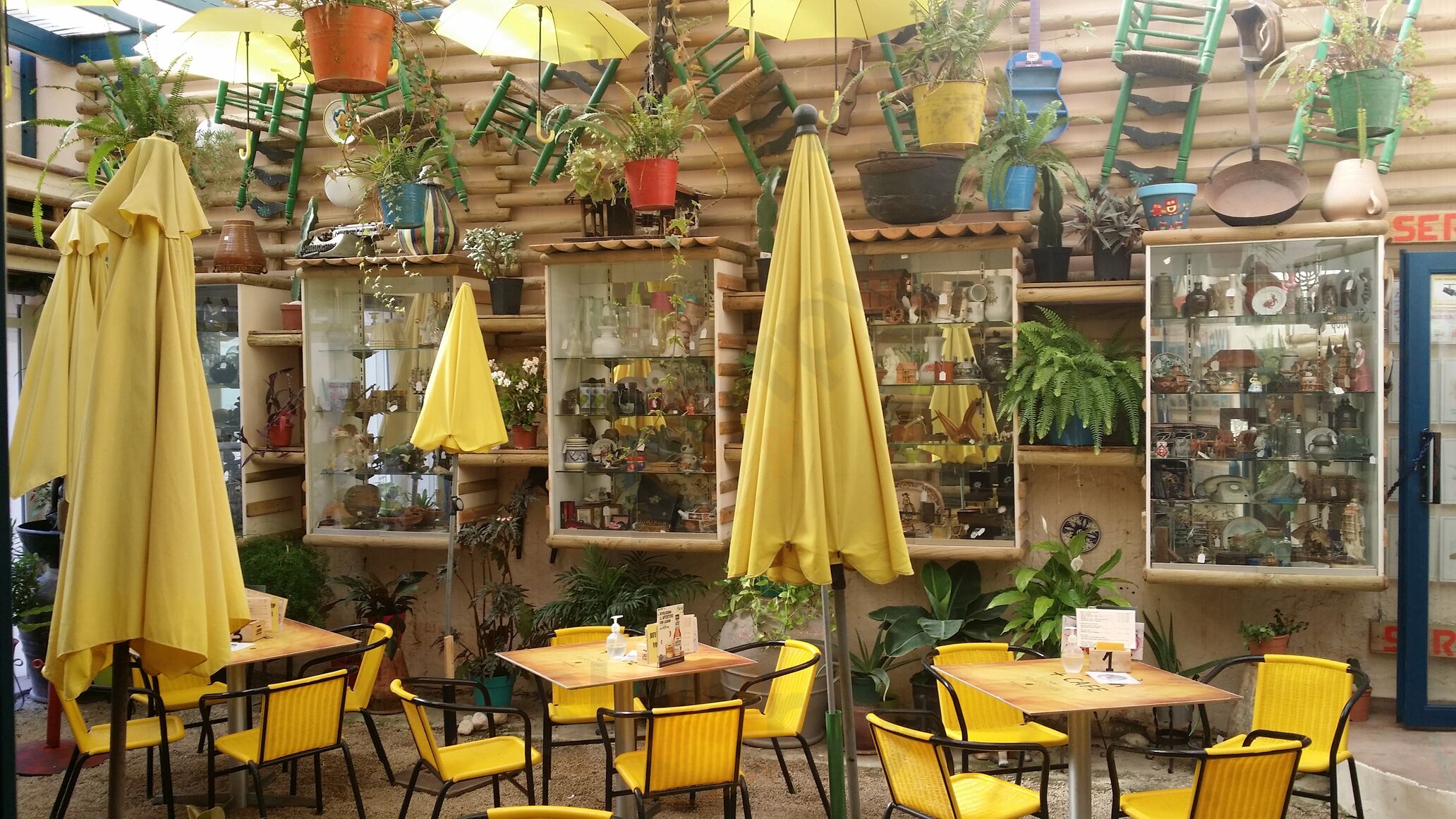 Vintage Coffee Shop