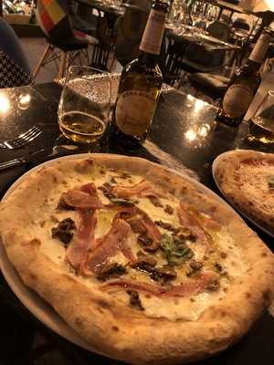 Zero Pizzeria & Cocktail Bar