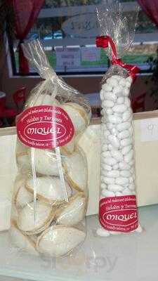 Heladeria Turroneria Artesanal Miquel