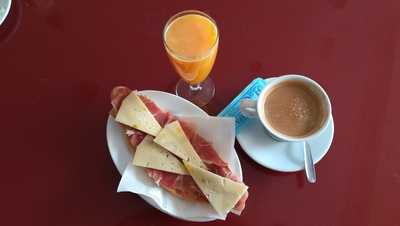 Heladeria Turroneria Artesanal Miquel