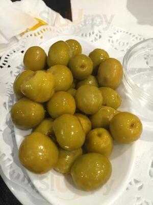 Santos Tapas - Photo 7