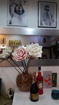 Il Caffe Delle Ragazze