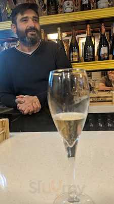 La Petite Champagnerie