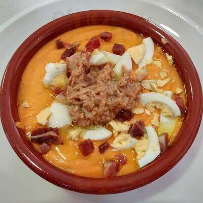 Bar Taperia La Adelfa