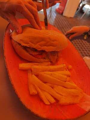 Cafetería La Colina Beach