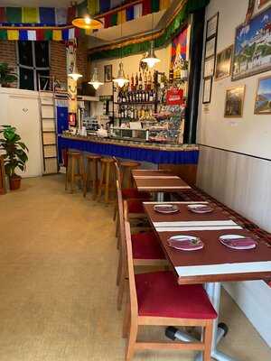 Bar Restaurante Petit Tibetano