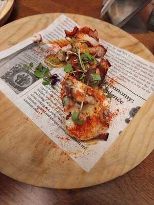 Ten's Tapas Restaurant