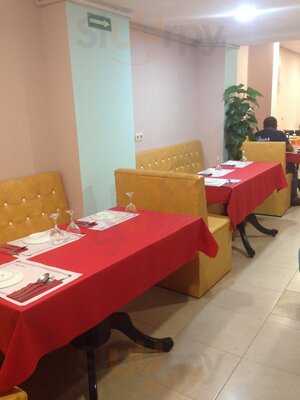Omar Cafe Restaurante
