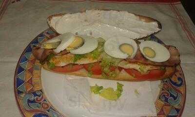 Cafeteria Pizzeria 19 De Abril