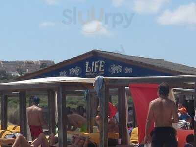Life Beach Club