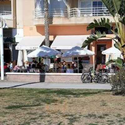 El Rolo Snack Bar - Photo 8