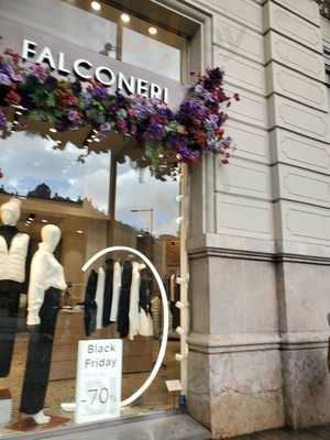 Botiga Les Corts Catalans