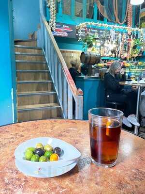 Cala Del Vermut Vins I Formatges