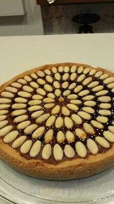 La Pebeta Café Restaurant