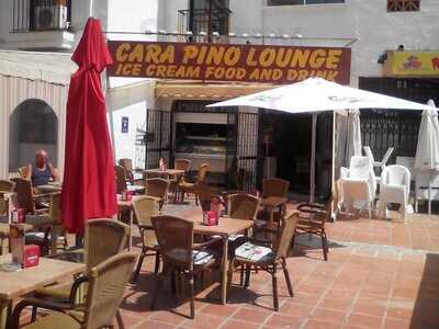 Carapino Lounge
