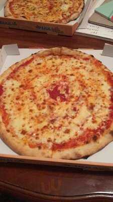 Pizzeria Napolitana - Photo 7