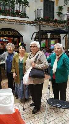 Cerveceria 100 Montaditos