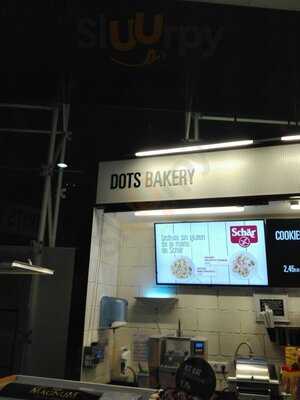 Dots Bakery