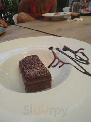 Baiana Restaurant & Beach Club