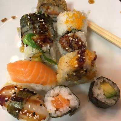 Thai Jasmine Sake Sushi 2