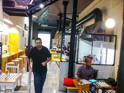 La Escalera Bar De Tapas Y Churrería