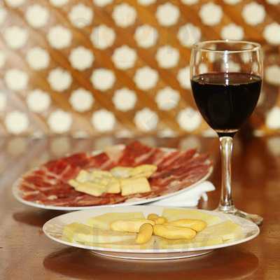 Meson Jamon Y Queso