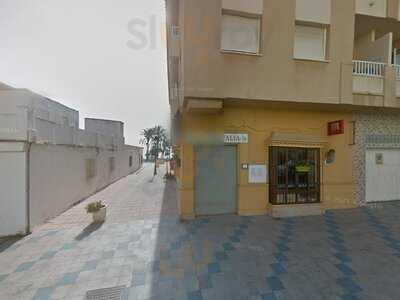 The Cafe American Bistro