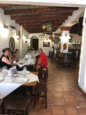 La Tajá Bar Restaurante - Photo 7