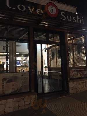 Love Sushi