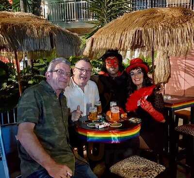 Hakuna Matata Lounge Bar