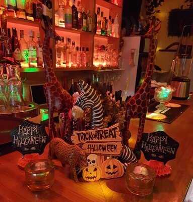 Hakuna Matata Lounge Bar