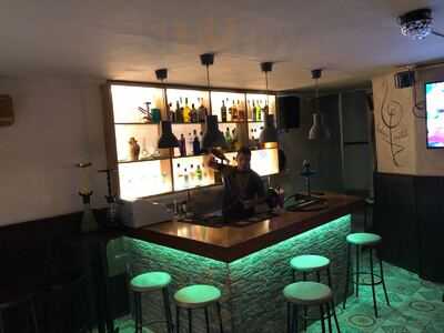 Hakuna Matata Lounge Bar