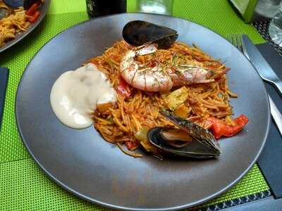 L'aroma Bar Restaurant