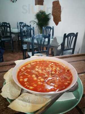 Bar Cafetería  La Chana