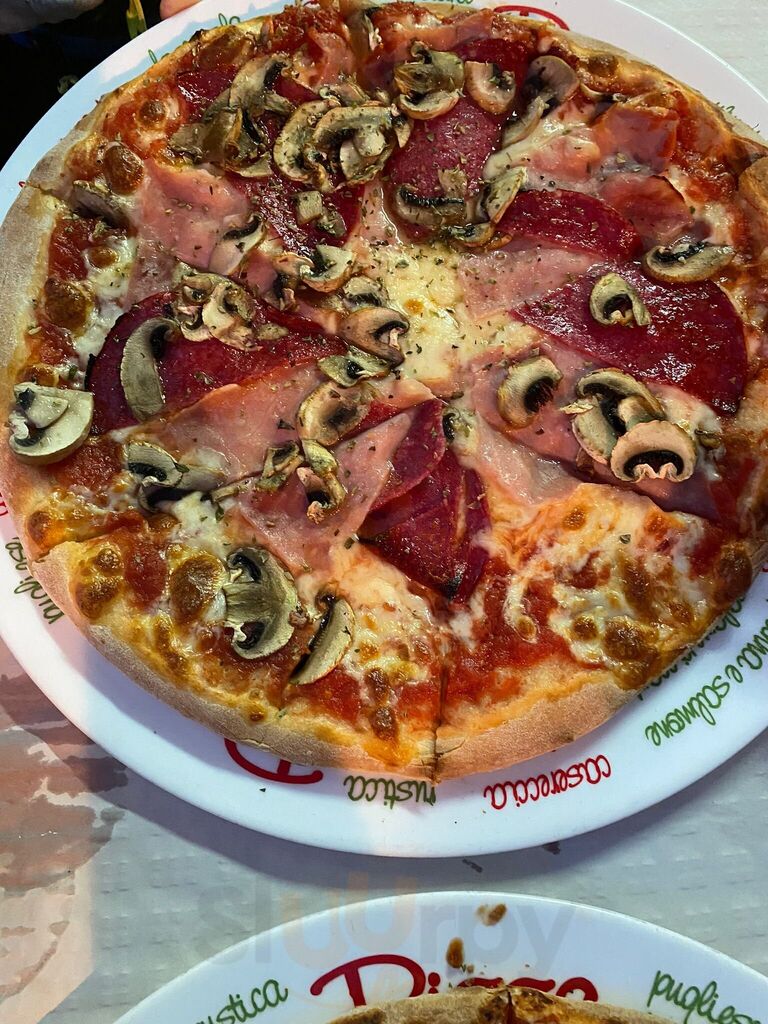 Pizzeria Pepperoni