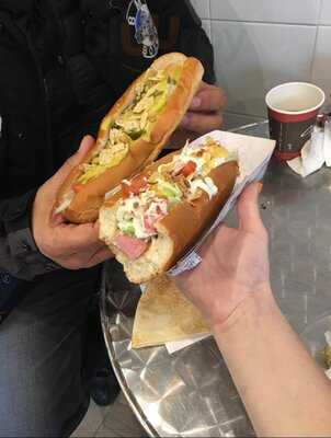 Guayway Hot Dog To Go