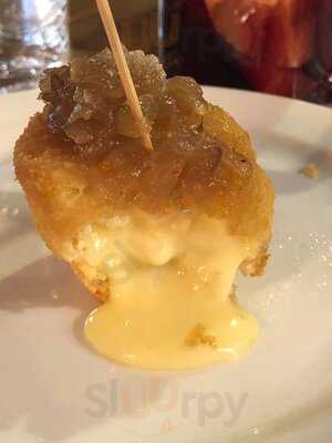 El Patàn Del Poble Sec