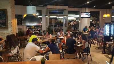 Raff Tapas & Bar Teatinos