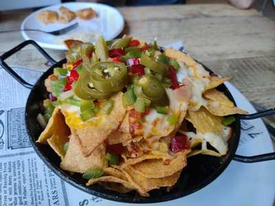 Raff Tapas & Bar Teatinos