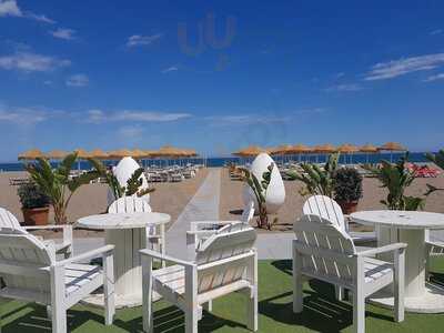 Hotel Tropicana & Beach Club