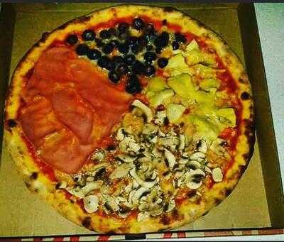 Little Italy Pizzeria