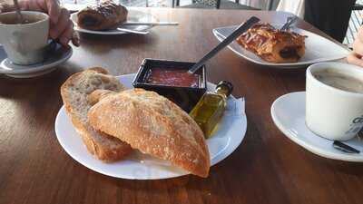 Cafetería Cazorla Charcutería