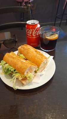 Lvna Night & Restaurant