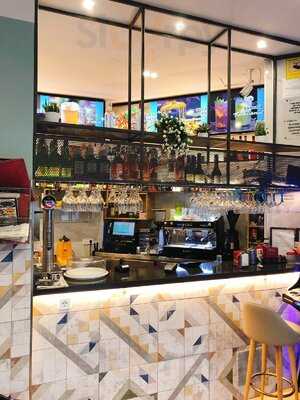 Bar Restaurante Exposicion