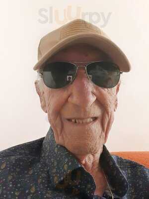 Bar De Los Jubilados De Benalmádena Pueblo